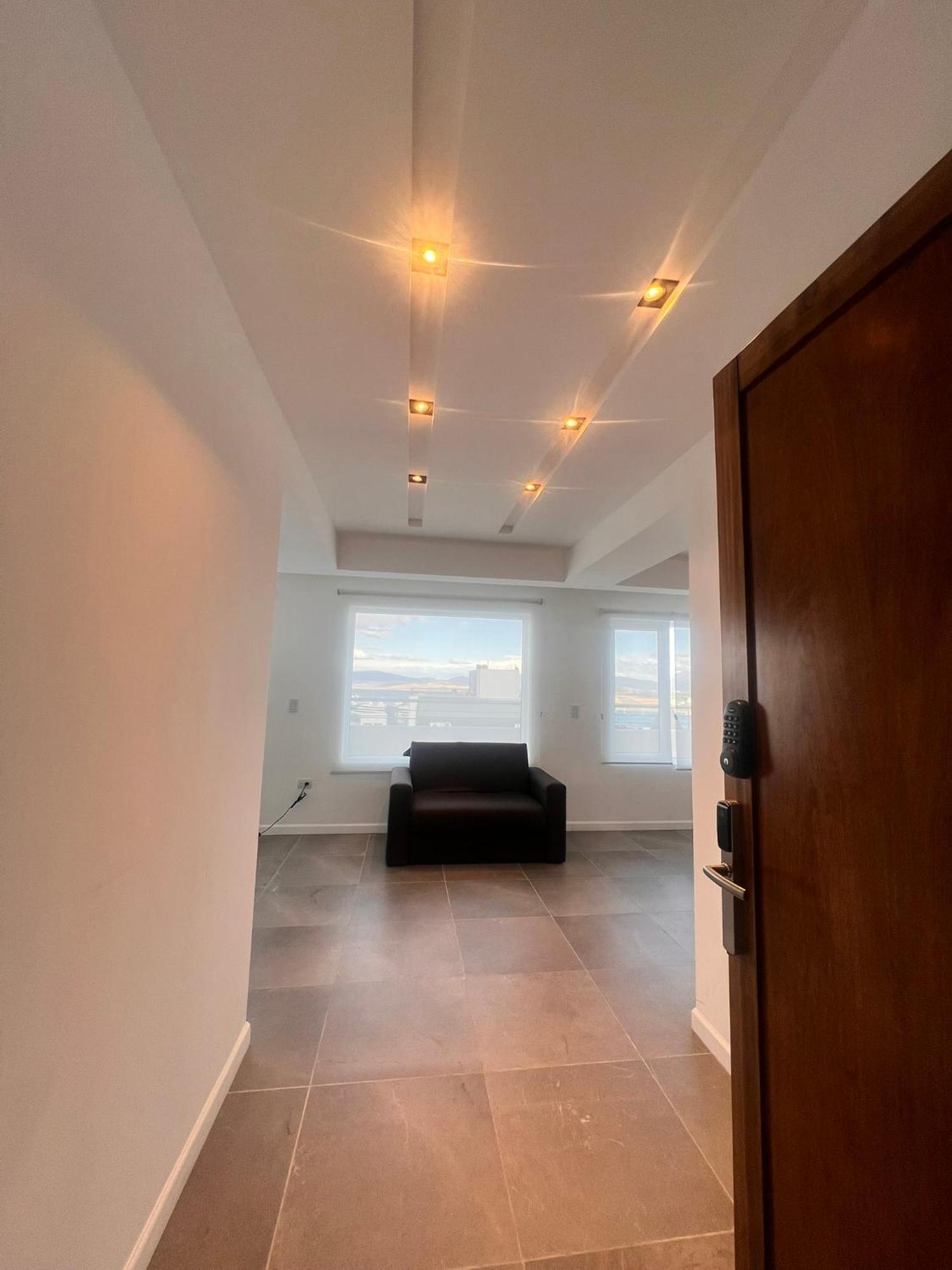Center Apartment *