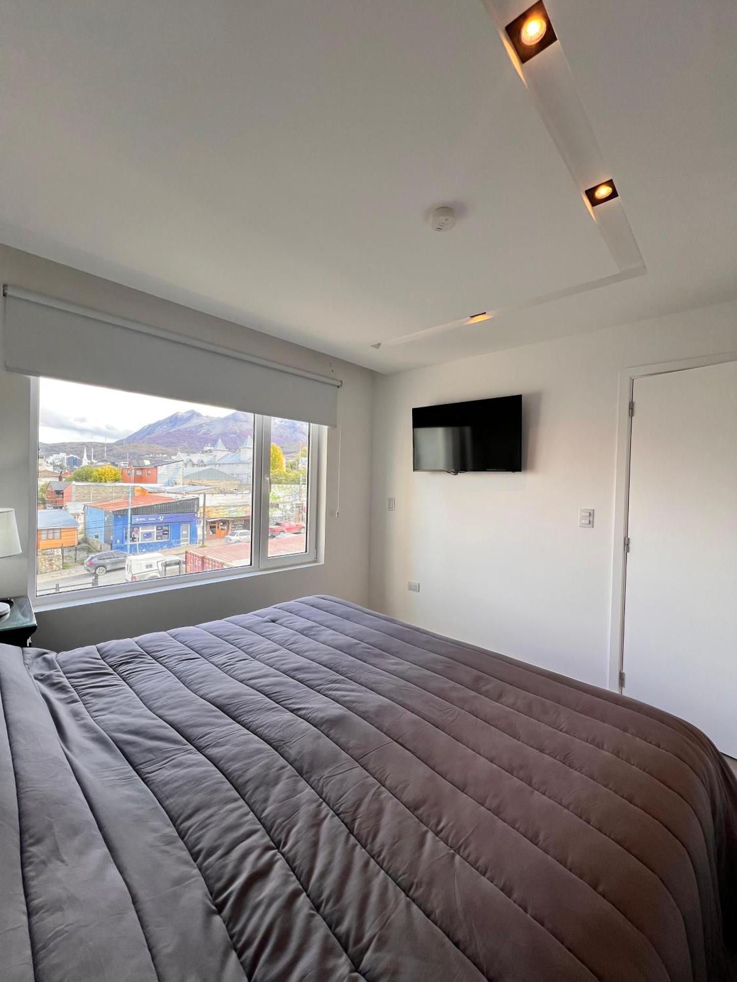 Apartment Center